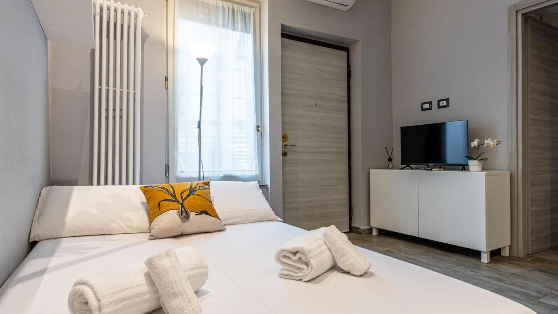 Santa Giulia Suite - 15Min Duomo-Linate Milán Itálie